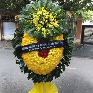 Đặt Hoa Chia Buồn Hà Nội HCB404